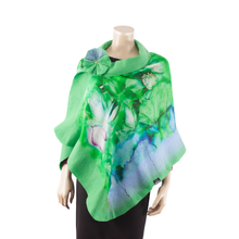 Charger l'image dans la galerie, Vibrant meadow shawl #228-36