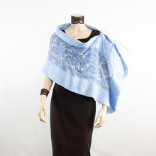 Load image into Gallery viewer, Linked blue flowers scarf #168-39