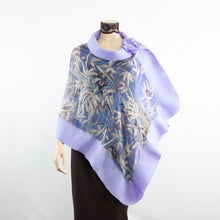 Charger l'image dans la galerie, Vibrant lavender shawl #228-51