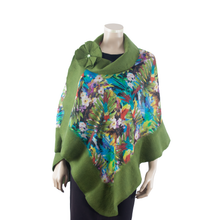 Charger l'image dans la galerie, Vibrant jungle shawl #228-37
