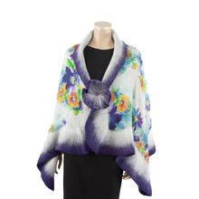 Charger l'image dans la galerie, Vibrant purple flowers shawl #228-26
