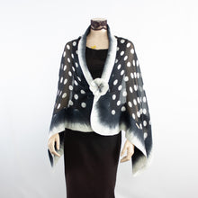 Charger l'image dans la galerie, Vibrant polka dot shawl #228-46
