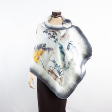 Charger l'image dans la galerie, Vibrant grey flowers shawl #228-43
